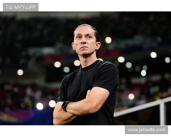 菲利佩深情告别弗拉门戈 永载心中 菲利佩深情告别弗拉门戈 永载心中